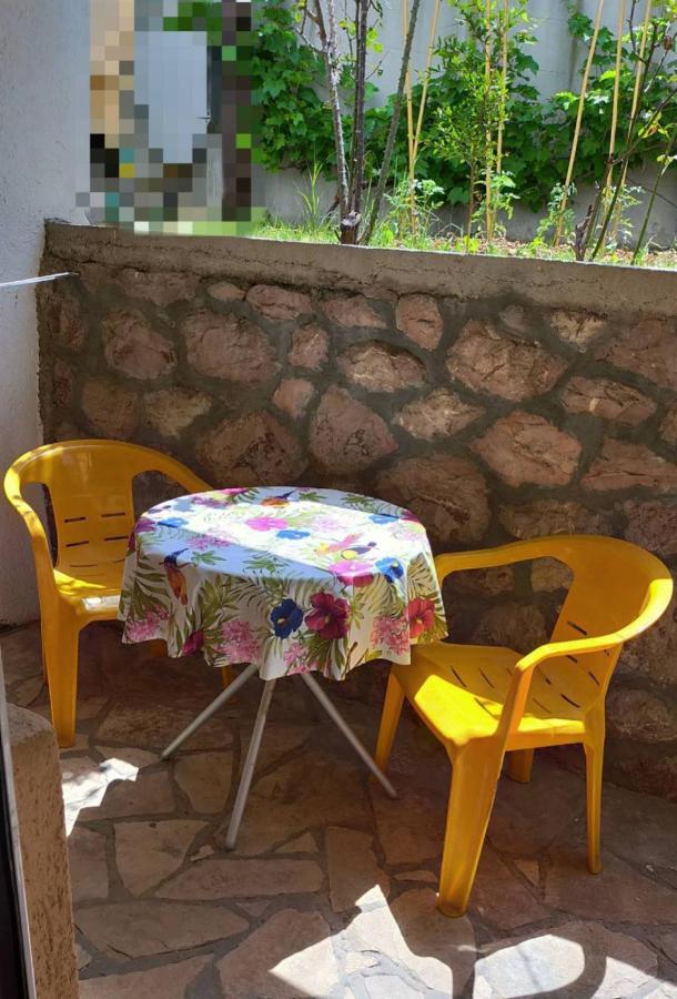 Guesthouse Tri Palme Bečići Buitenkant foto
